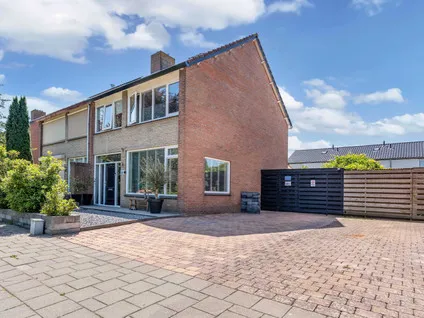 Corner house for sale: Blazer 26, Lemmer-Lemstervaart Lemmer