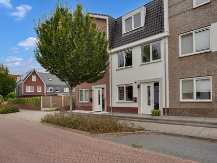 Tussenwoning te koop: Bleekweg 40, Getfert Enschede