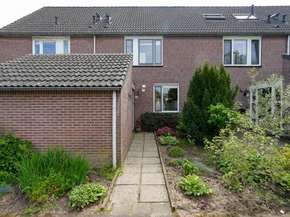 Tussenwoning te koop: Blekershof 18, Beek-Midden Beek