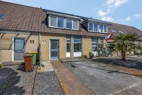 Terraced house for sale: Bloemaertstraat 26, Maandereng-Oost Ede