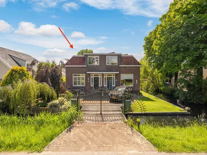 Twee-onder-één-kap te koop: Bloemendaalseweg 75B, Windrooskwartier en Heesterbuurt Gouda