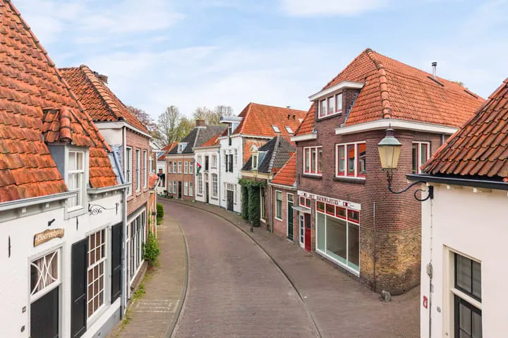 Appartement te koop: Bloemendalsestraat 47A, Coninckstraat e.o. Amersfoort