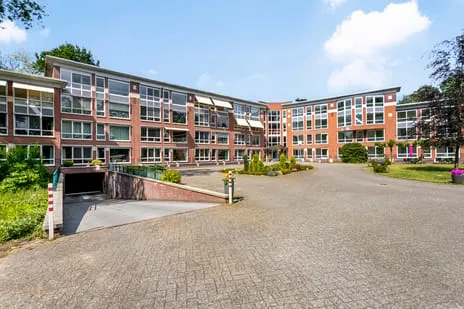 Appartement te huur: Bloemendalsweg 11F20, Dorp Colmschate Colmschate