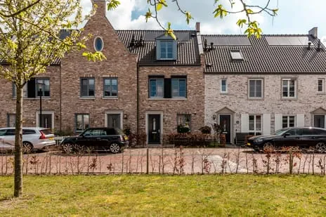 Tussenwoning te koop: Bloemendreef 10, Harderweide Harderwijk