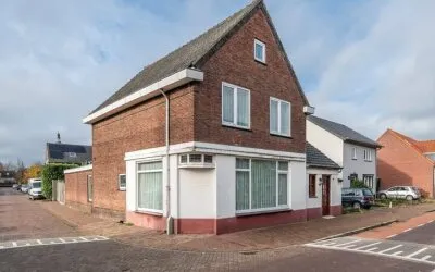 Hoekwoning te koop: Bloemenstraat 15, Hilvarenbeek Hilvarenbeek