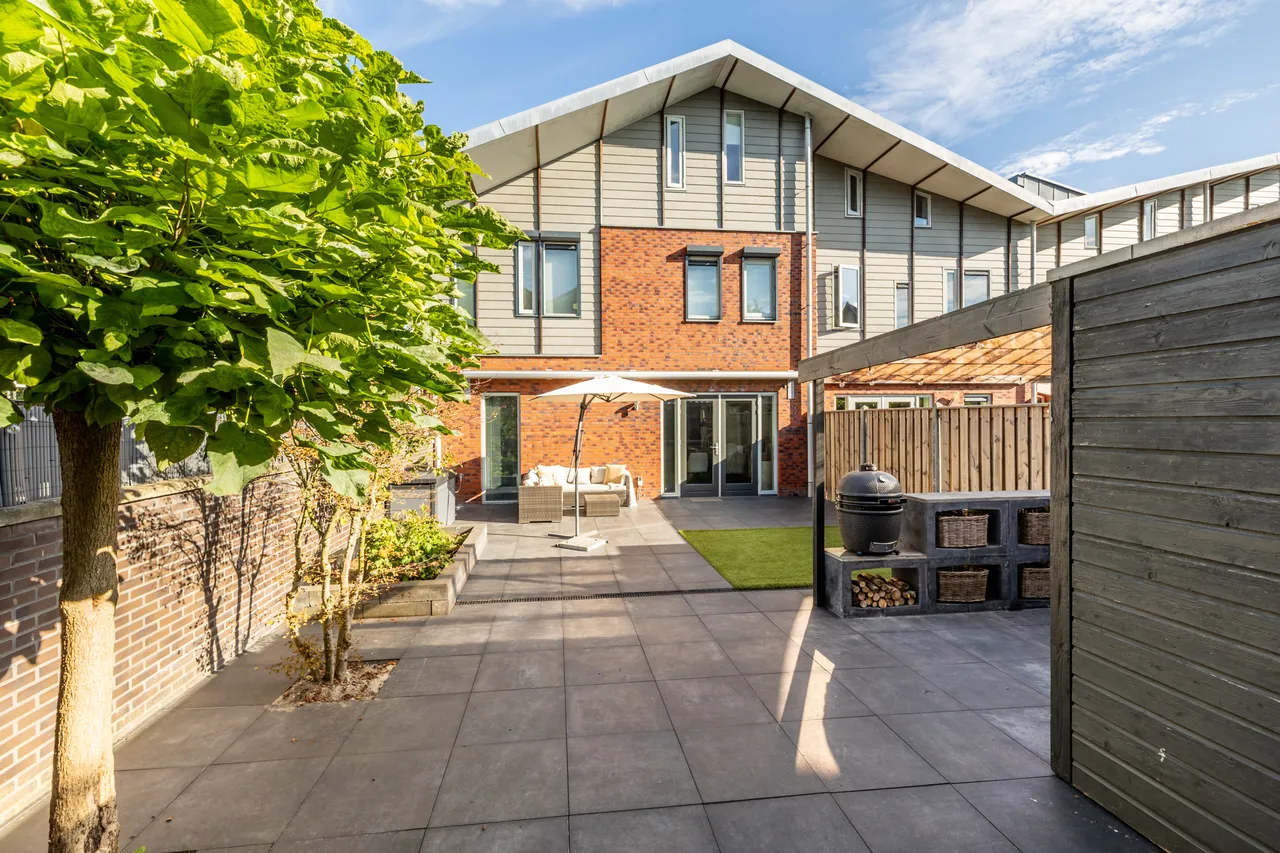 Hoekwoning te koop: Bloemfontein 1, Purmerend