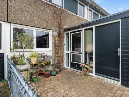 Tussenwoning te koop: Bloemstede 344, Bloemstede Maarssen
