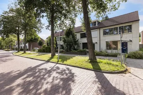 Hoekwoning te koop: Bloesemlaan 21, Rozenburg Rozenburg (Zh)