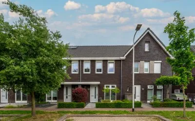 Tussenwoning te koop: Blokakker 12, Den Bogerd Udenhout