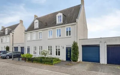 Tussenwoning te koop: Blokskenserf 31, Schutsboom Helmond