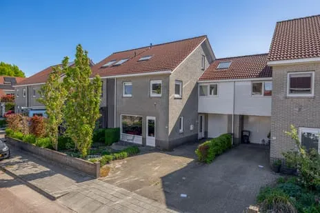 Tussenwoning te koop: Bluesdreef 17, Muziekland II Harderwijk