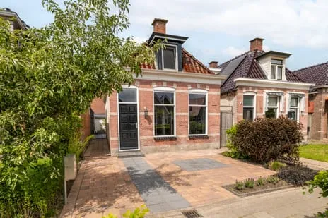 Vrijstaande woning te koop: Boarnsterdyk 63, Akkrum Akkrum