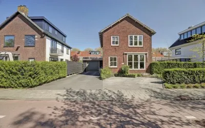Vrijstaande woning te koop: Bodegraafsestraatweg 32, Ouwe Gouwe Gouda