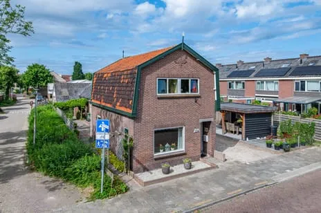 Twee-onder-één-kap te koop: Boekhorstlaan 157, De Knip Voorhout