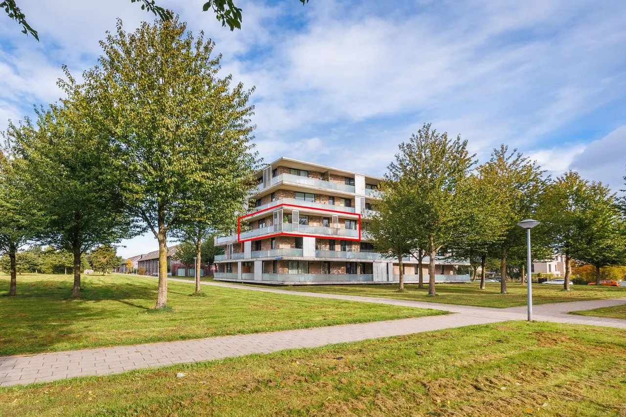 Appartement te koop: Boelijn 167, Almere