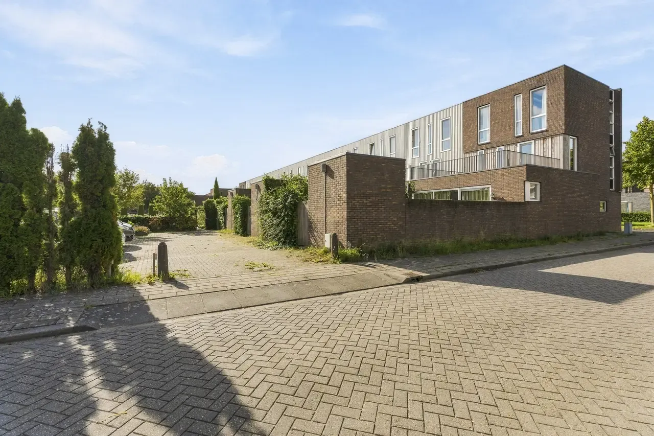 Tussenwoning te koop: Boelijn 40, Almere