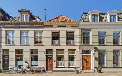 Tussenwoning te koop: Boerenstraat 24, Benedenstad Gorinchem