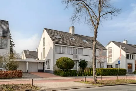 Tussenwoning te koop: Boerhaavelaan 7, Oranjebuurt Helmond