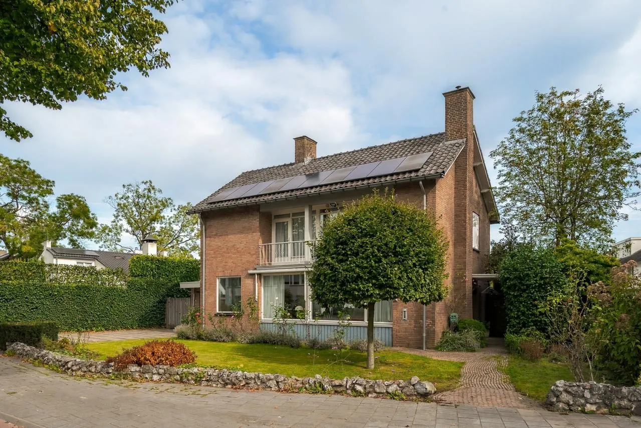Vrijstaande woning te koop: Boerhaavelaan 8, Helmond