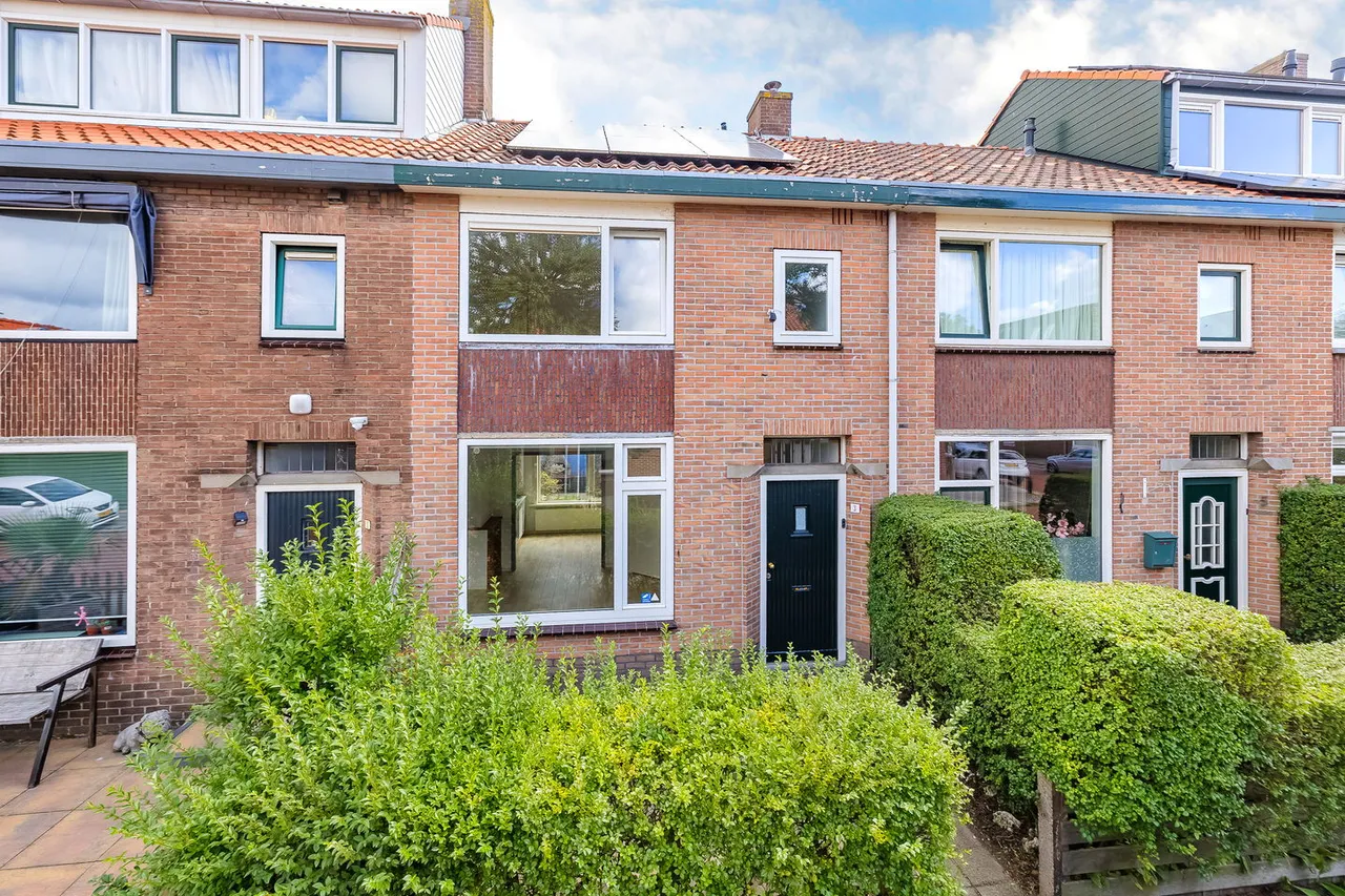 Tussenwoning te koop: Boerhaavestraat 3, Ijmuiden