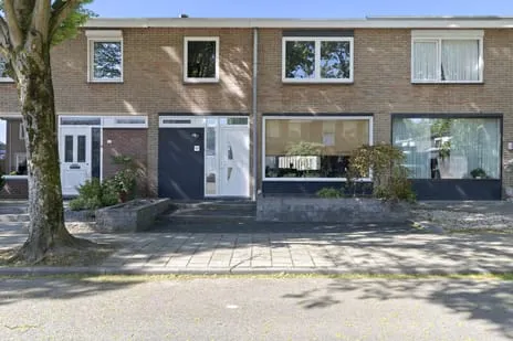 Tussenwoning te koop: Boerhaavestraat 50, Geleen-Zuid Geleen