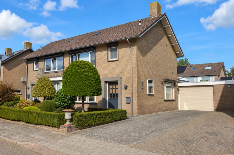Tussenwoning te koop: Boerhaavestraat 7, Vlierden