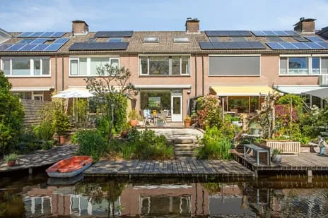Tussenwoning te koop: Boezemsingel 34, Gouderak Gouderak