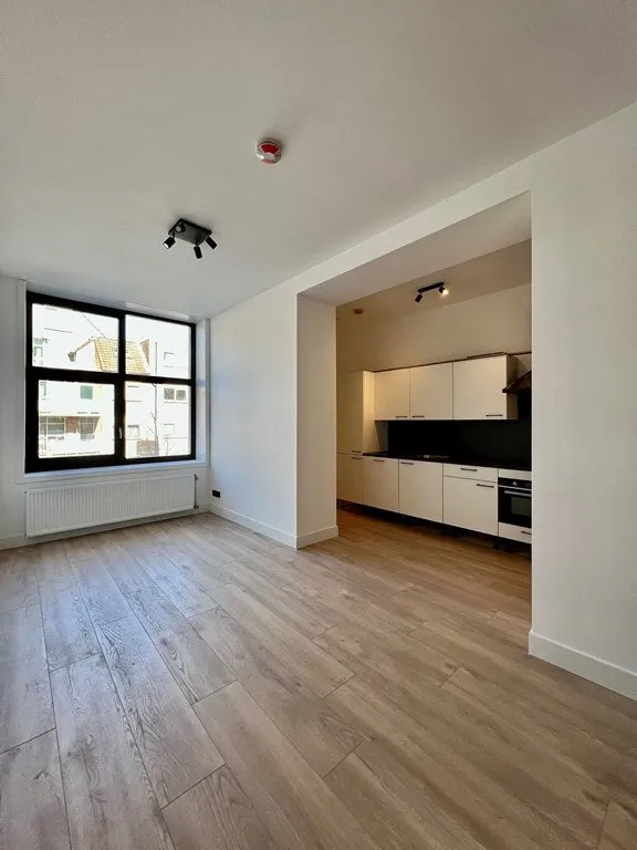 Woning te huur: Boezemsingel, Oud Crooswijk Rotterdam