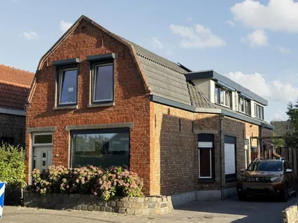 Twee-onder-één-kap te koop: Bogaardstraat 18, Aardenburg