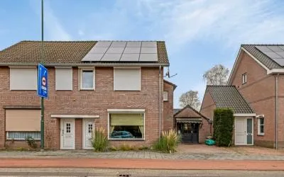 Tussenwoning te koop: Bogardeind 211, Akert Geldrop