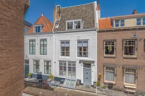 Tussenwoning te koop: Bogardstraat 25, Abdij Middelburg