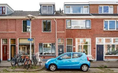 Tussenwoning te koop: Bollenhofsestraat 113, Wittevrouwen Utrecht