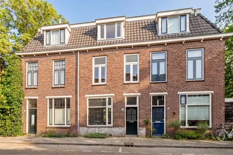 Tussenwoning te koop: Bollenhofsestraat 128A, Wittevrouwen Utrecht