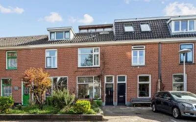 Tussenwoning te koop: Bollenhofsestraat 194, Wittevrouwen Utrecht