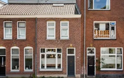 Tussenwoning te koop: Bollenhofsestraat 5, Wittevrouwen Utrecht