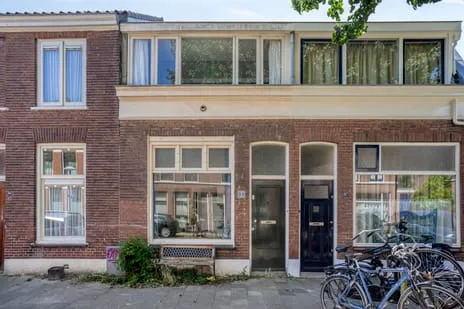 Tussenwoning te koop: Bollenhofsestraat 99, Wittevrouwen Utrecht