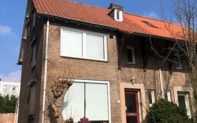 Twee-onder-één-kap te koop: Bollenstraat 8, Kluis Geleen