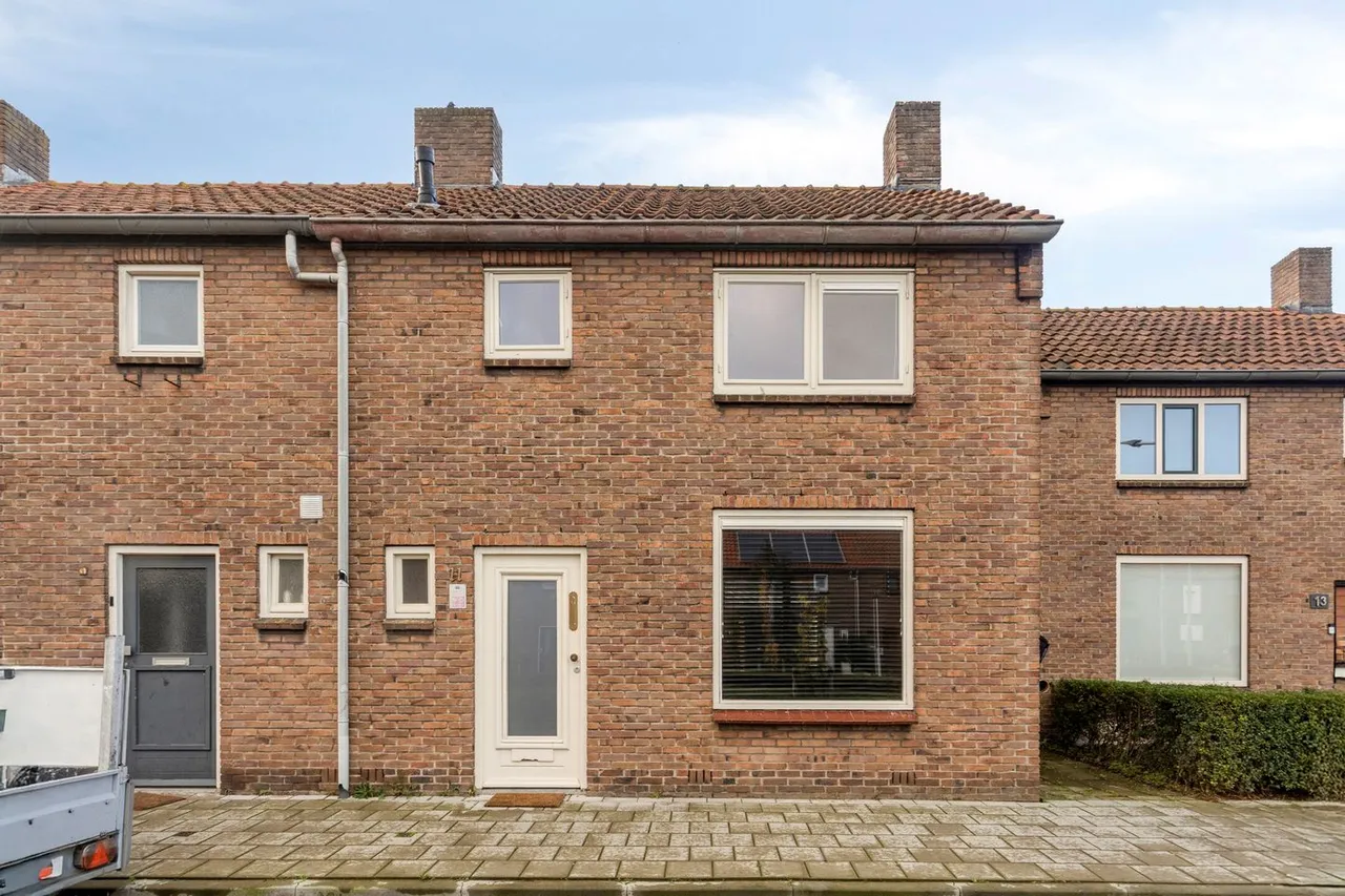 Tussenwoning te koop: Bolwerk 11, Sas Van Gent