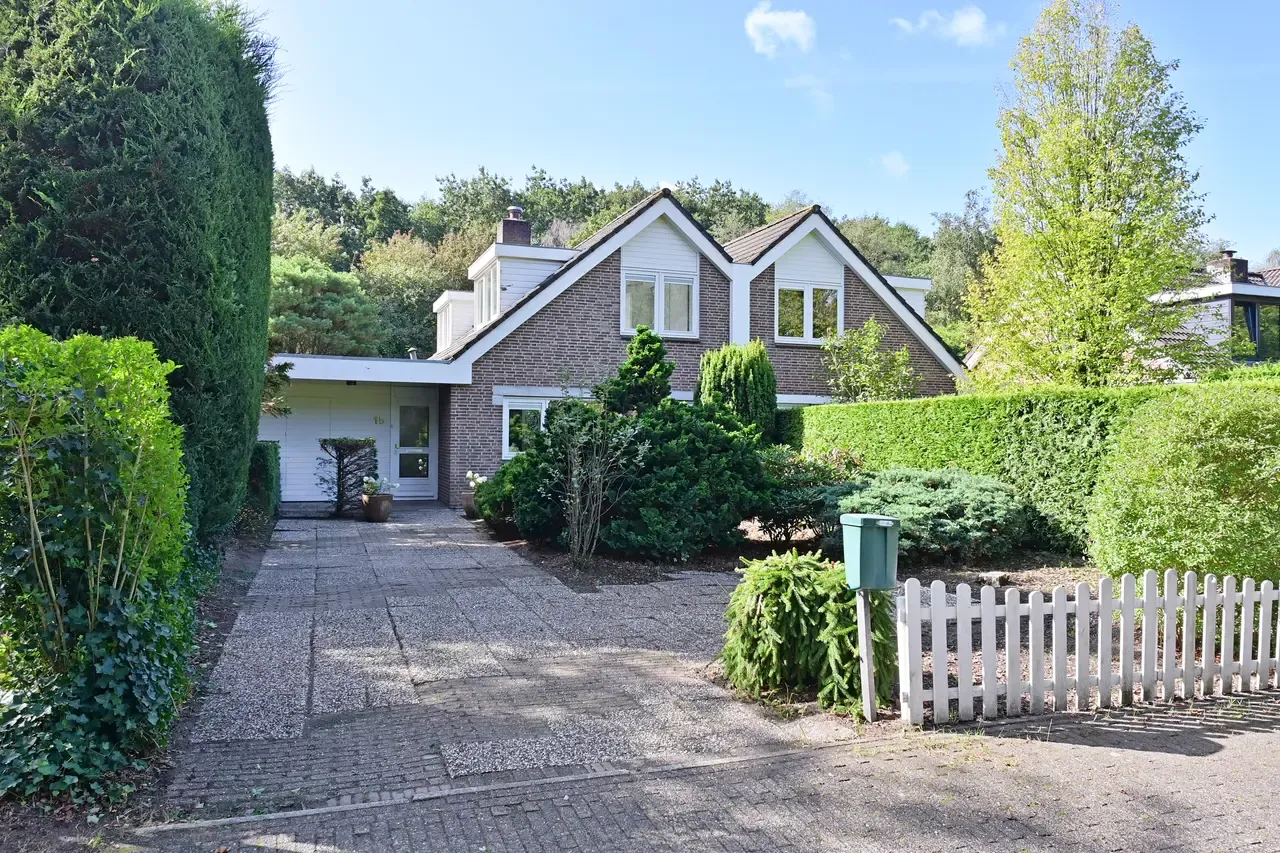 Tussenwoning te koop: Bolwerk 15, Naarden