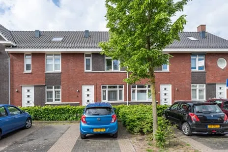 Tussenwoning te koop: Bolwerk 37, Centrum Geldrop