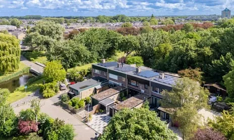 Terraced house for sale: Bolwerk 40, Dichters- en Schrijversbuurt Hellevoetsluis