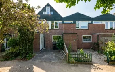 Tussenwoning te koop: Bomendijk 13, Rozenburg Rozenburg
