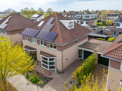 Tussenwoning te koop: Bomenland 34, Centrum Venhuizen Venhuizen