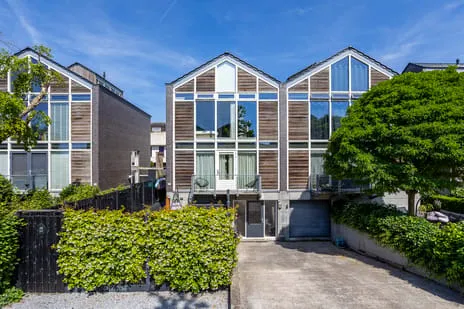 Twee-onder-één-kap te koop: Bonairepier 24, Eilandenbuurt Zuid Almere