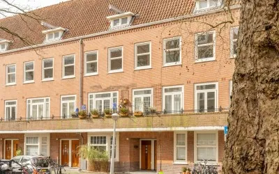 Woning te koop: Bonairestraat 77-2, Paramariboplein e.o. Amsterdam