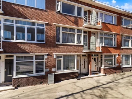Tussenwoning te koop: Bonaventurastraat 27, Rotterdam