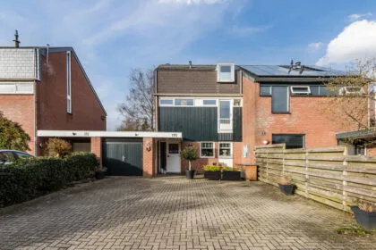 Tussenwoning te koop: Bongerd 176, Bongerd, Buitenplaats Lelystad