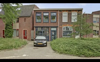 Twee-onder-één-kap te koop: Bongerd 8, Ulk en omgeving Almelo
