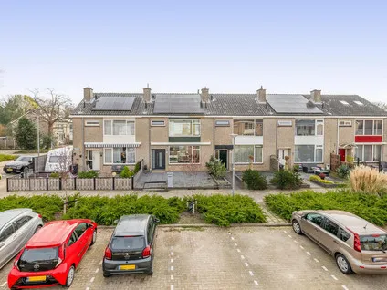 Tussenwoning te koop: Bongweg 19, Hoogvliet Zuid Hoogvliet Rotterdam