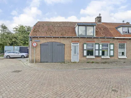 Twee-onder-één-kap te koop: Bonifaciusstraat 1, Kern Kwadendamme Kwadendamme
